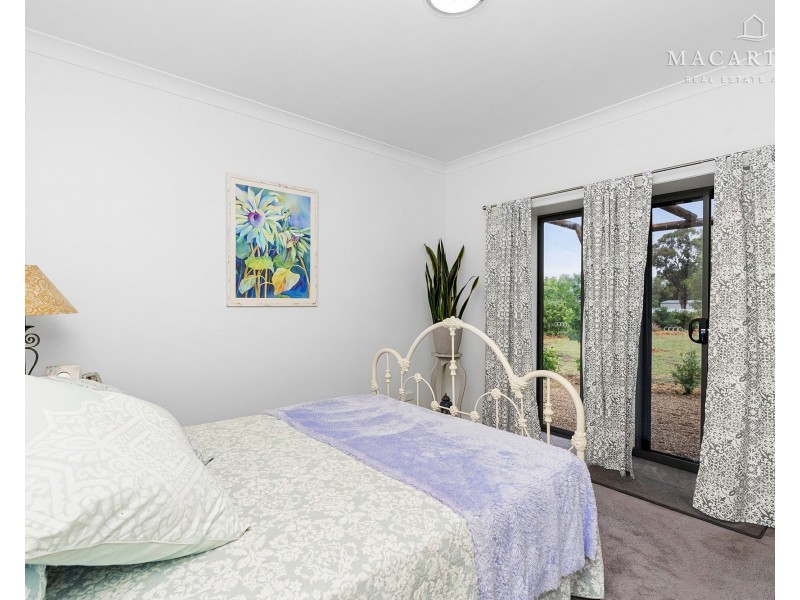 22-24 Park Street, Ganmain NSW 2702