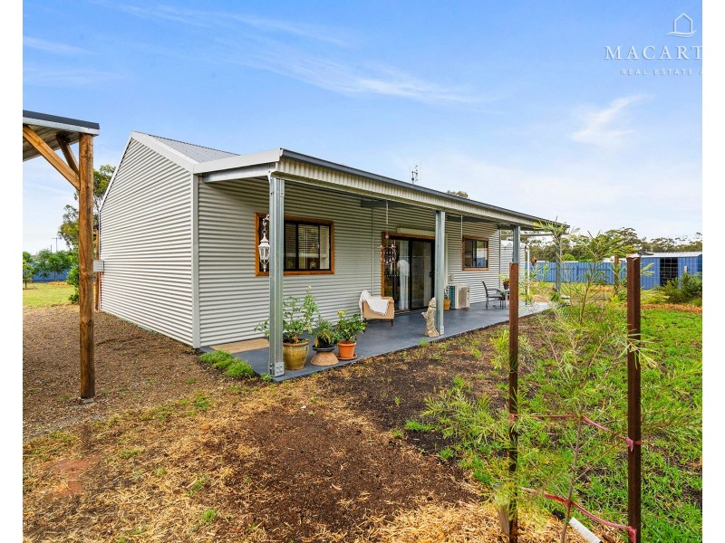 22-24 Park Street, Ganmain NSW 2702