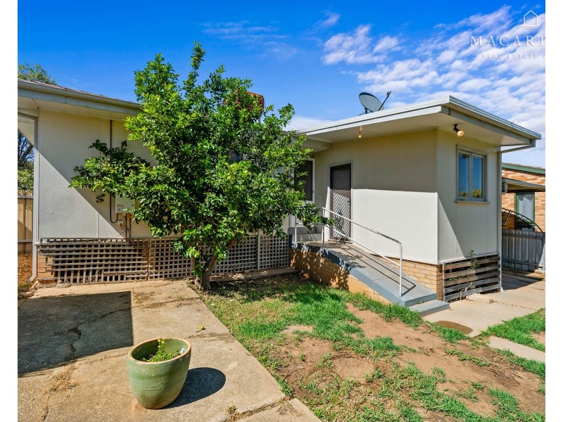 5 Connorton Avenue, Ashmont NSW 2650