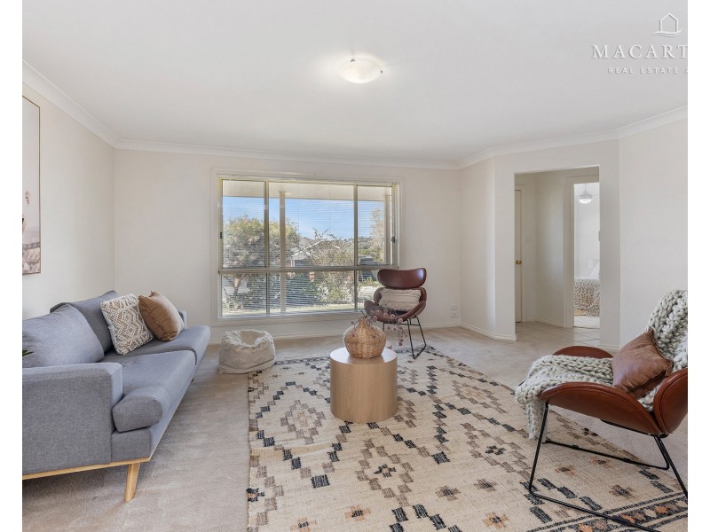 1 Nethereby Place, Bourkelands NSW 2650