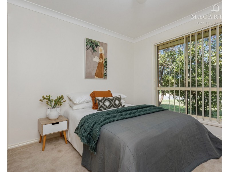 1 Nethereby Place, Bourkelands NSW 2650