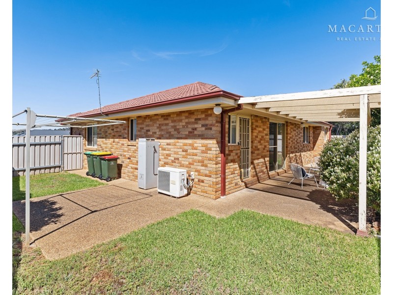 1 Nethereby Place, Bourkelands NSW 2650
