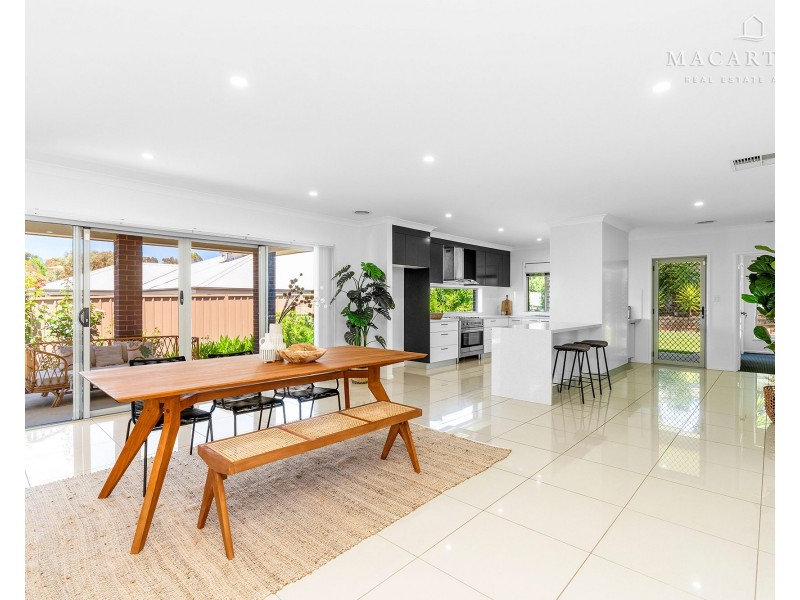 5 Glandore Street, Bourkelands NSW 2650