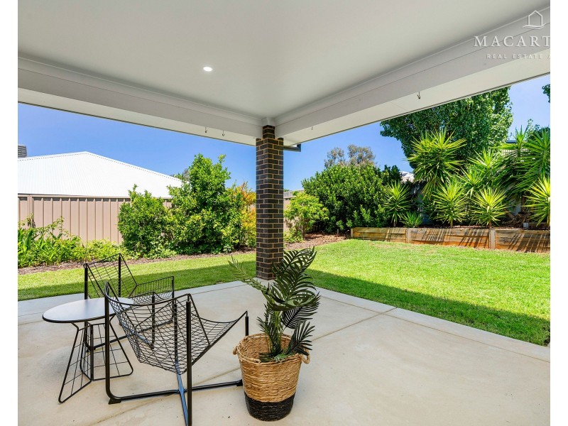 5 Glandore Street, Bourkelands NSW 2650