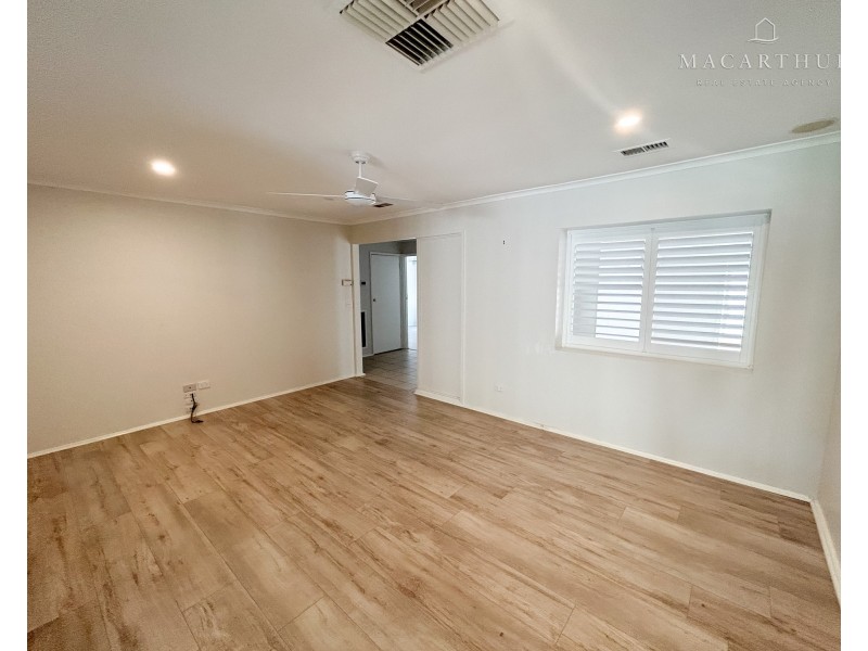 61 Vincent Road, Lake Albert NSW 2650