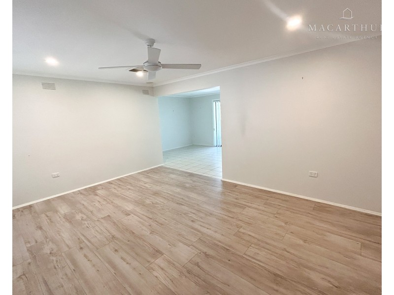 61 Vincent Road, Lake Albert NSW 2650