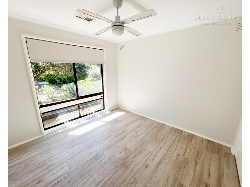 61 Vincent Road, Lake Albert NSW 2650