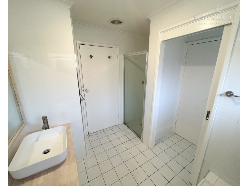 61 Vincent Road, Lake Albert NSW 2650