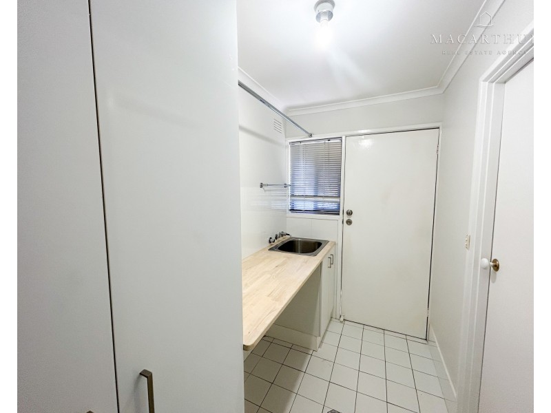 61 Vincent Road, Lake Albert NSW 2650