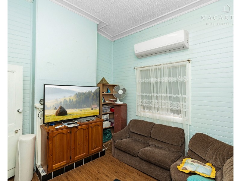 8 Hannah Street, Ganmain NSW 2702