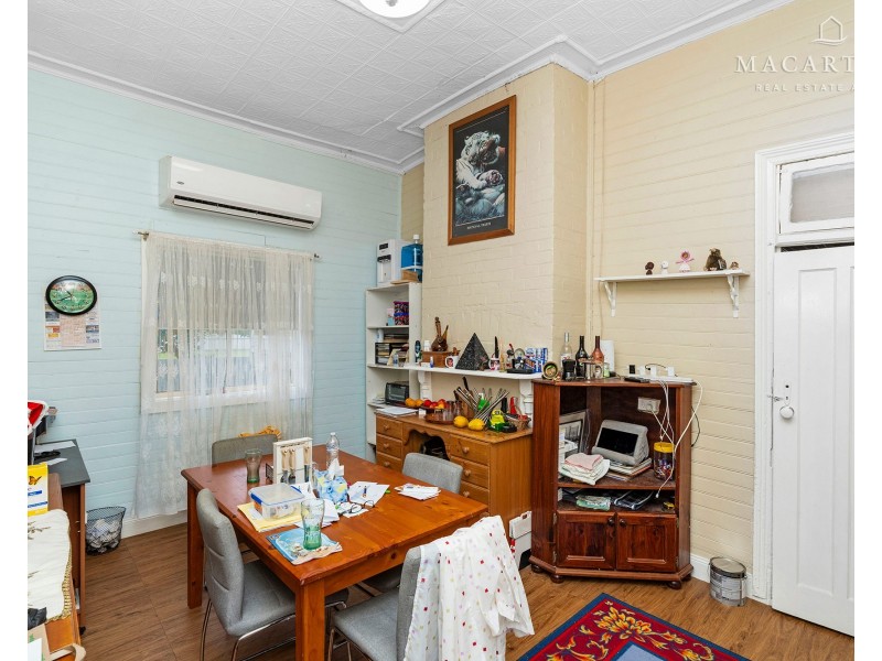 8 Hannah Street, Ganmain NSW 2702