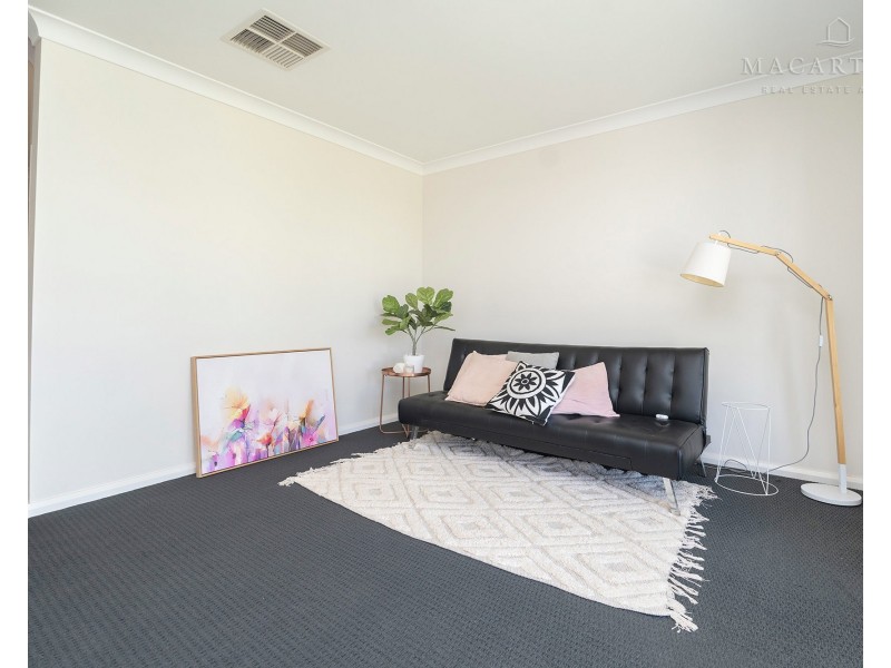 23 Gibson Street, Boorooma NSW 2650