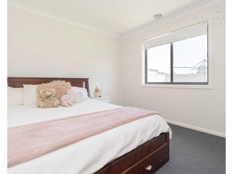 23 Gibson Street, Boorooma NSW 2650