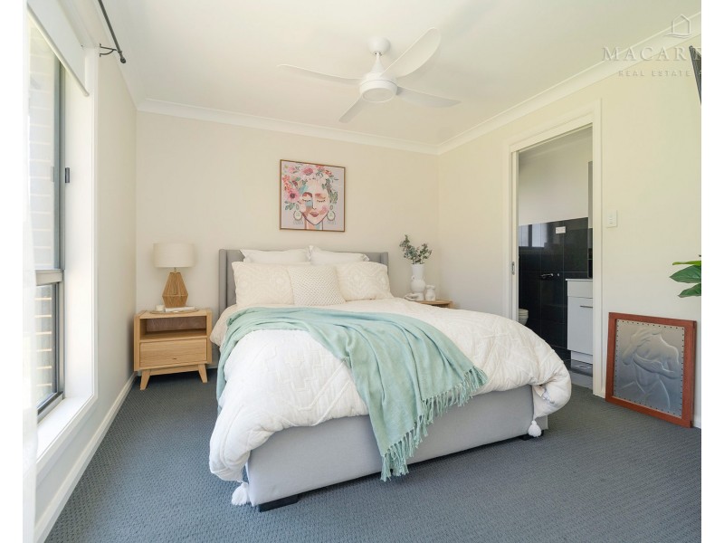 23 Gibson Street, Boorooma NSW 2650