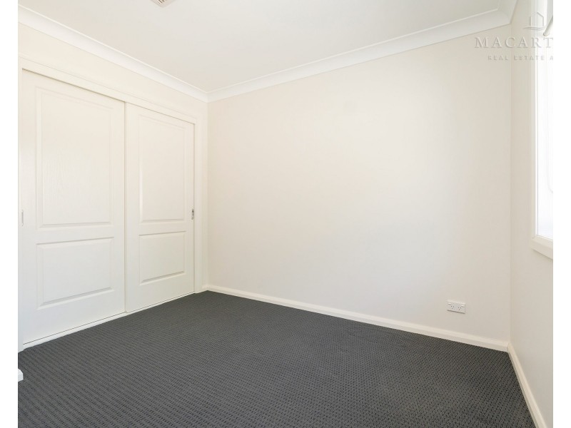 23 Gibson Street, Boorooma NSW 2650