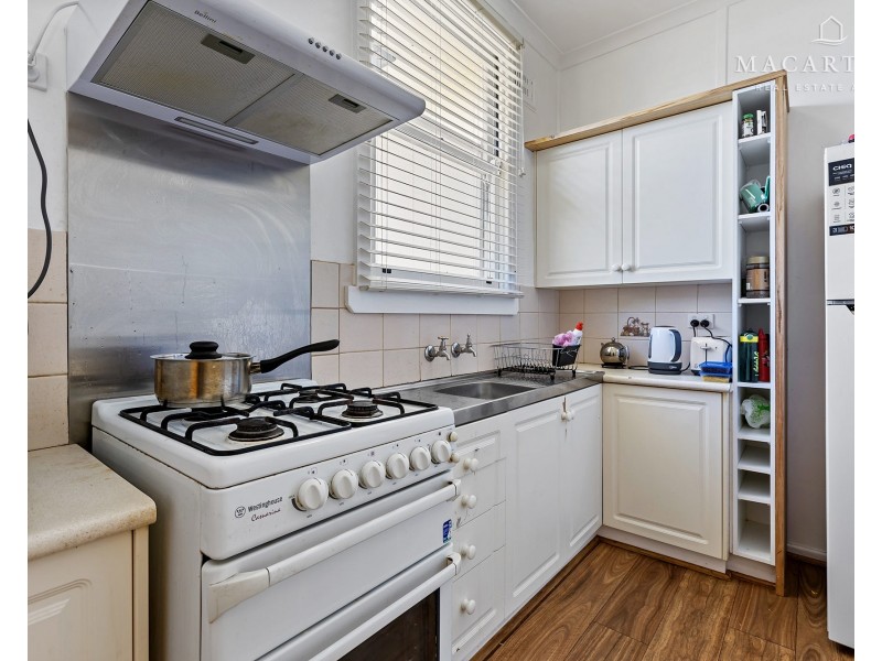 4 Margaret Avenue, Mount Austin NSW 2650