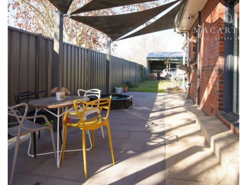 2 Rhoda Avenue, Wagga Wagga NSW 2650