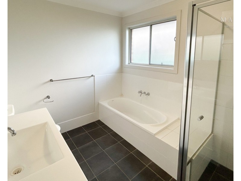 23 Hazelwood Drive, Forest Hill NSW 2651