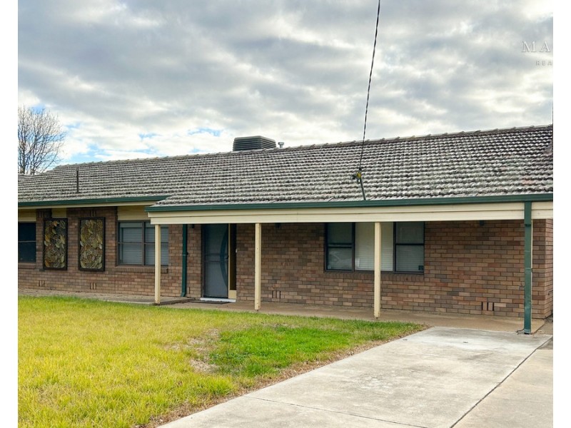 13A Norfolk Avenue, Lake Albert NSW 2650