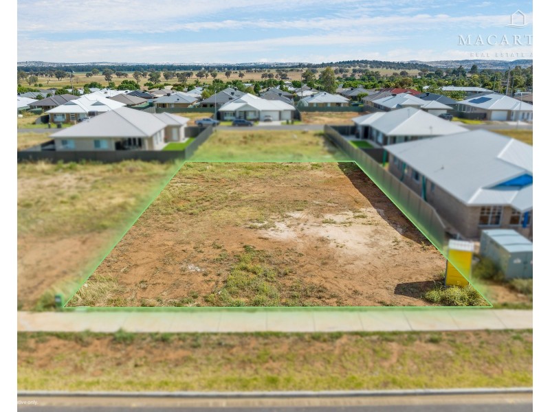 14 Lacebark Drive, Forest Hill NSW 2651