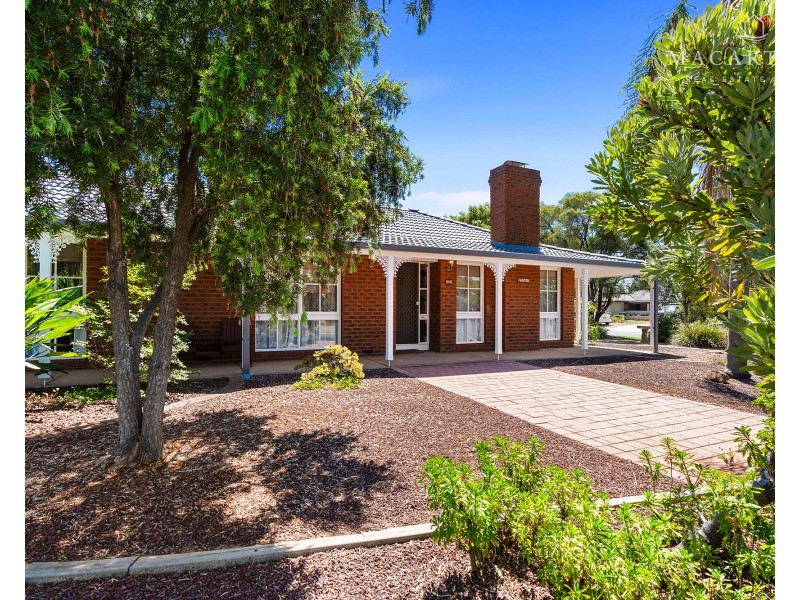 1 Naretha Street, Glenfield Park NSW 2650