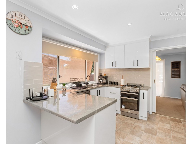 1 Naretha Street, Glenfield Park NSW 2650