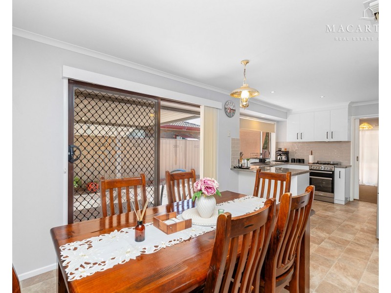 1 Naretha Street, Glenfield Park NSW 2650