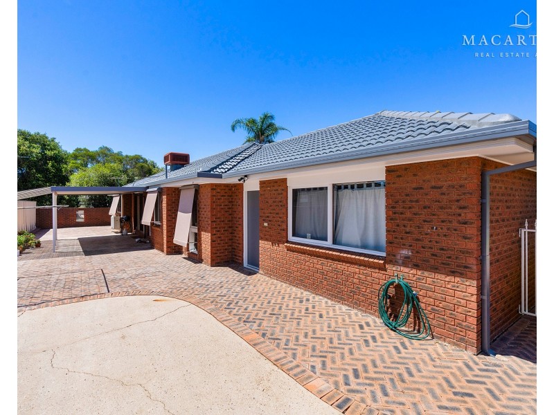 1 Naretha Street, Glenfield Park NSW 2650