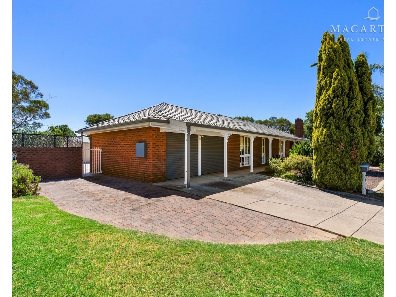 1 Naretha Street, Glenfield Park NSW 2650
