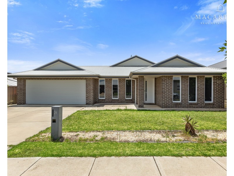 24 Darcy Drive, Boorooma NSW 2650