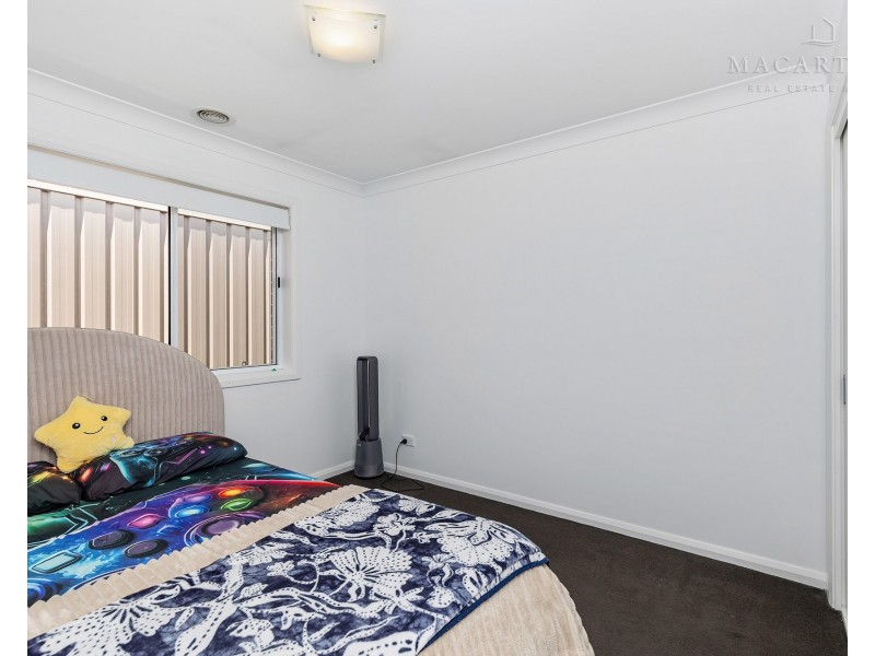 24 Darcy Drive, Boorooma NSW 2650