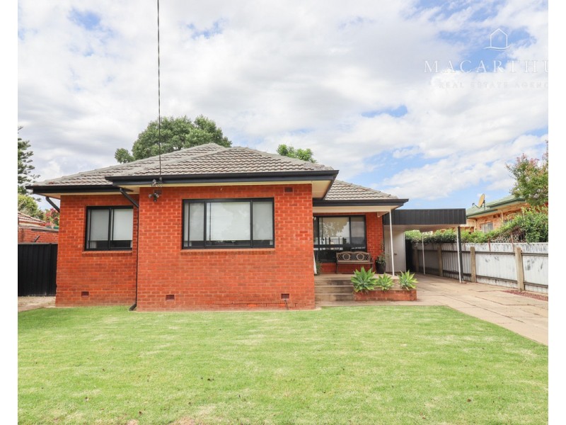 175 Bourke Street, Mount Austin NSW 2650