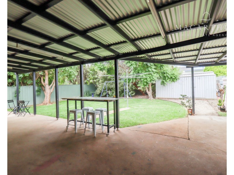 175 Bourke Street, Mount Austin NSW 2650