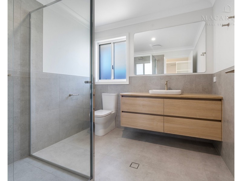 21 Lacebark Drive, Forest Hill NSW 2651