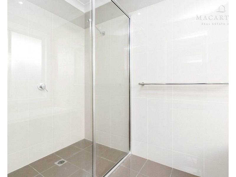 69 Strickland Drive, Boorooma NSW 2650