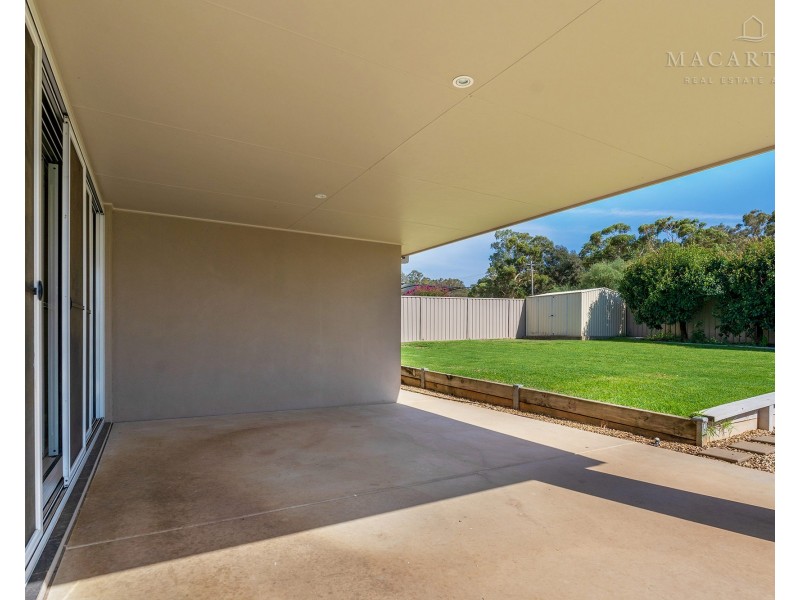 69 Strickland Drive, Boorooma NSW 2650