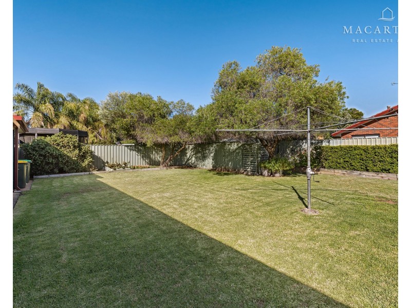 64 Vincent Road, Lake Albert NSW 2650