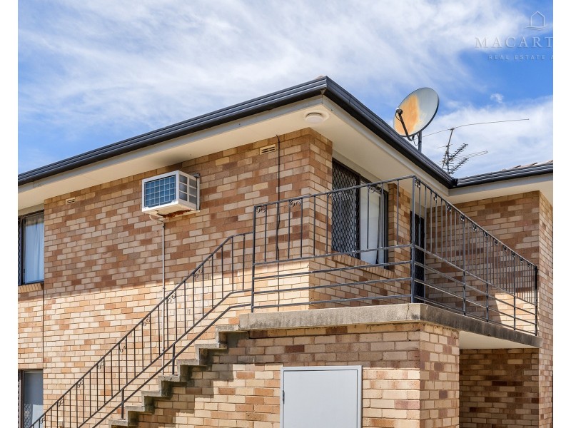 4/8 Edney Street, Kooringal NSW 2650