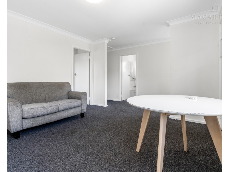 4/8 Edney Street, Kooringal NSW 2650