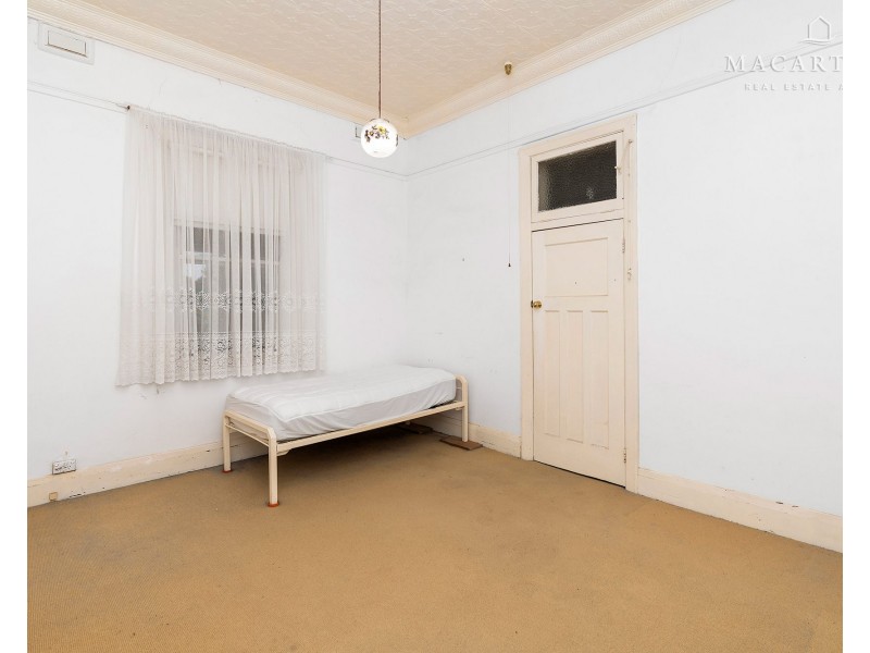 25 Cave Street, Ganmain NSW 2702