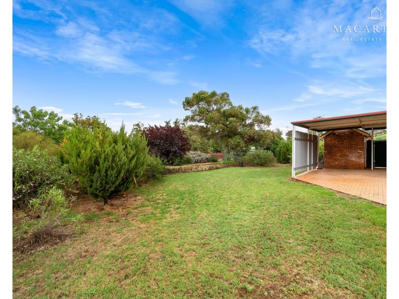 25 Cave Street, Ganmain NSW 2702