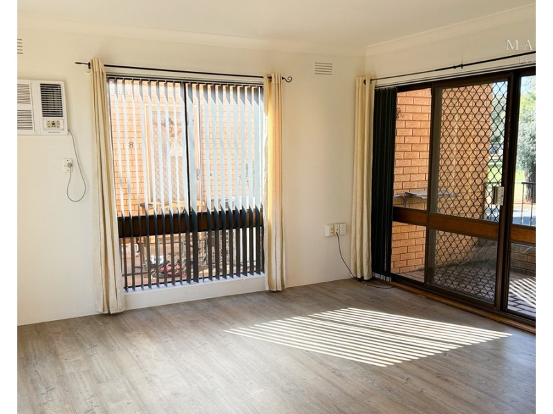 7/9 Henschke Avenue, Tolland NSW 2650