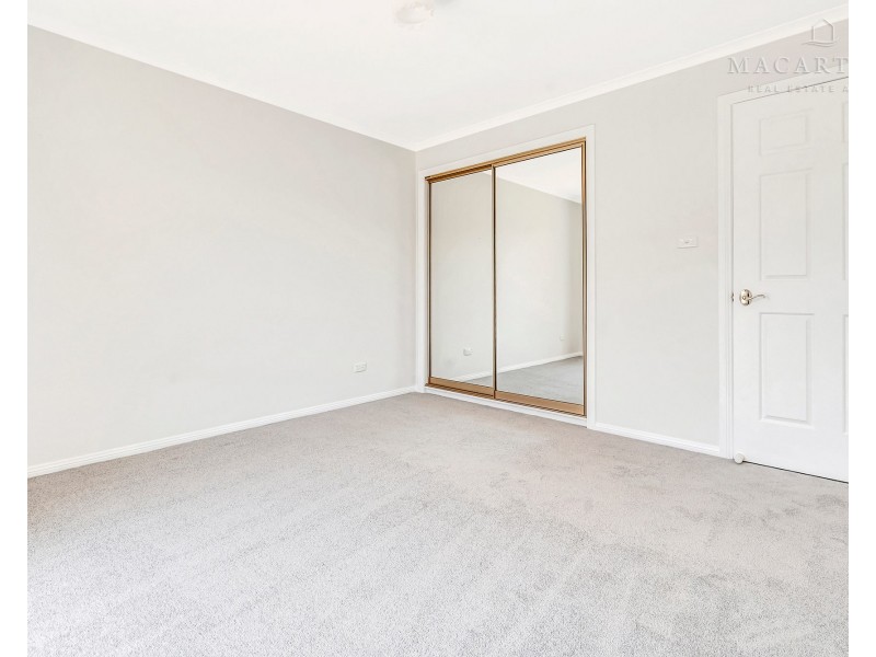 1/42 Lamilla Street, Glenfield Park NSW 2650