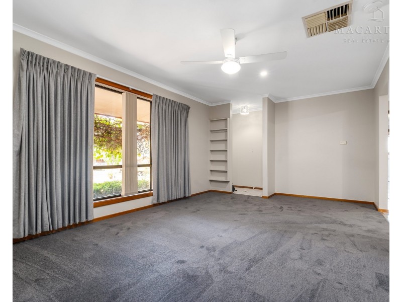 18 Doman Street, Estella NSW 2650