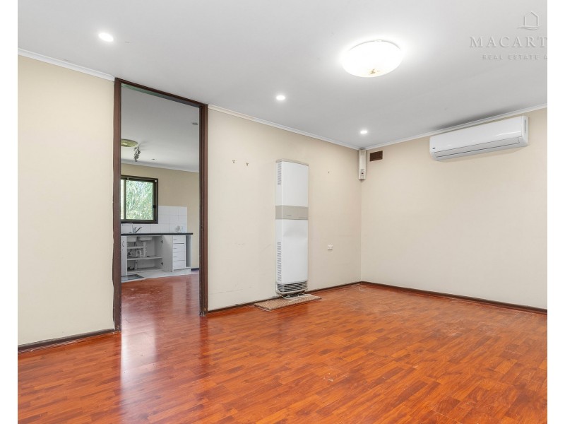 2 Kenny Place, Tolland NSW 2650
