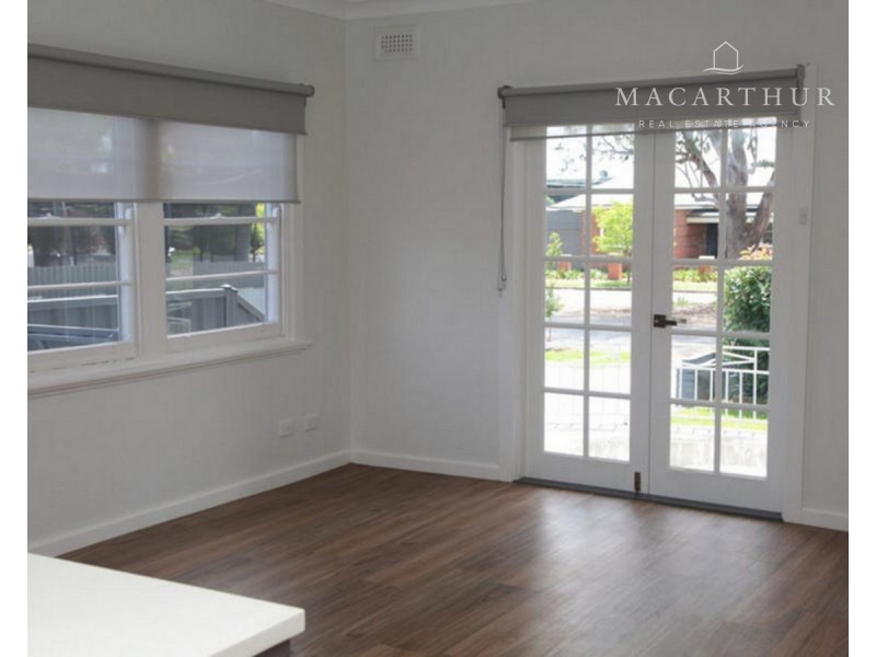 38 Lindsay Street, Turvey Park NSW 2650