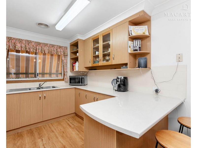 4/162 Fernleigh Road, Mount Austin NSW 2650