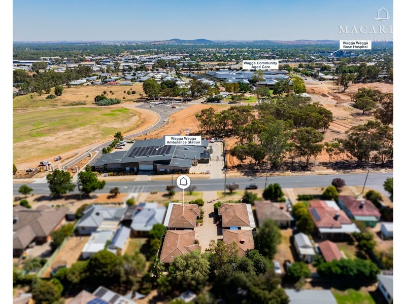 4/162 Fernleigh Road, Mount Austin NSW 2650