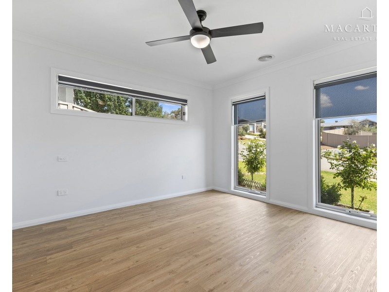 3 Exford Loop, Bourkelands NSW 2650