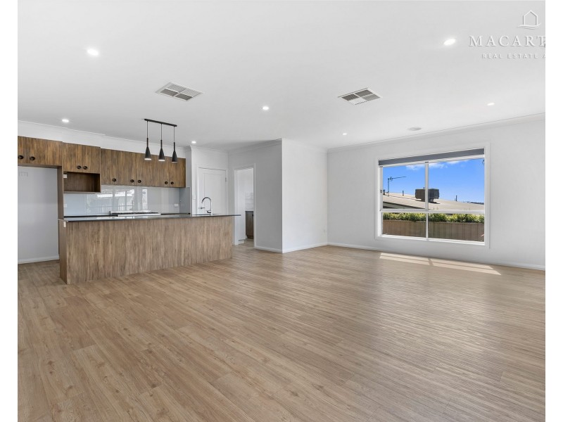 3 Exford Loop, Bourkelands NSW 2650